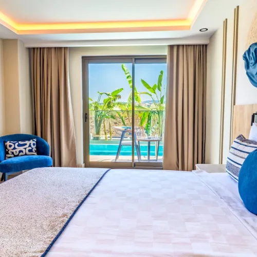 swimup-suit-rooms-1